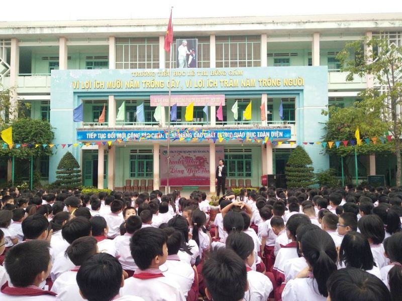 Trường Tiểu học Lê Thị Hồng Gấm