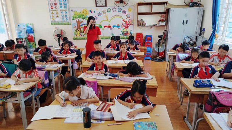 Trường tiểu học Ph﻿﻿﻿ùng Xá