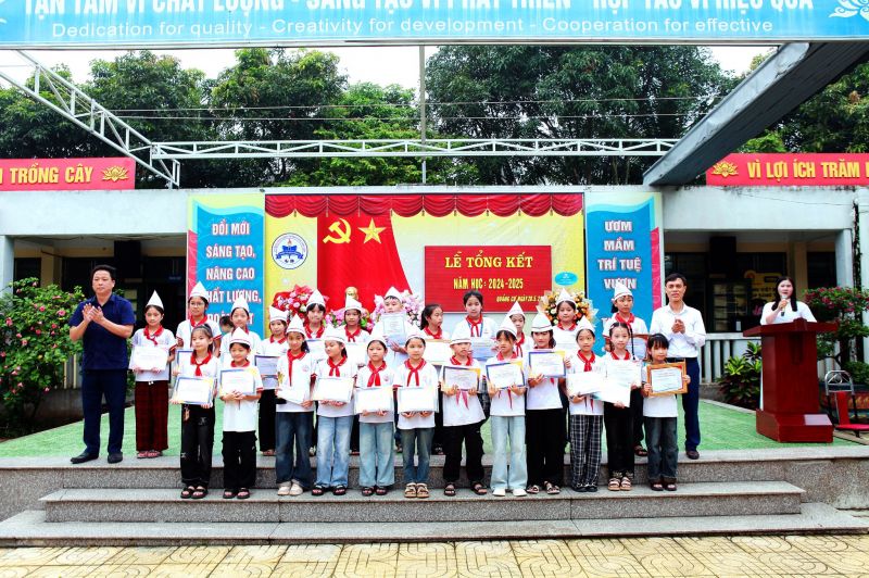 Trường Tiểu học Quảng Cư