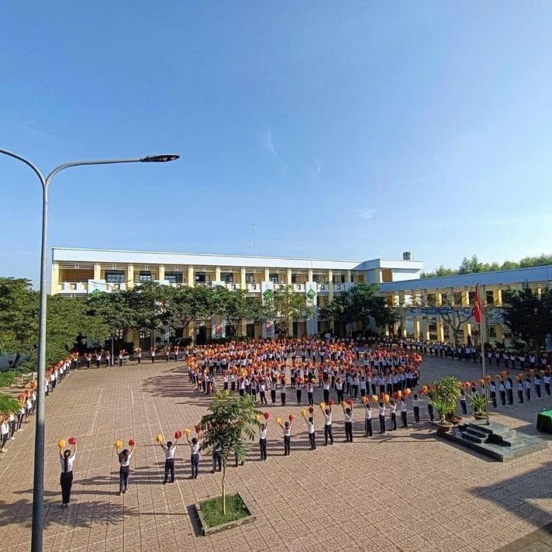 Trường Tiểu học Tân Hiệp