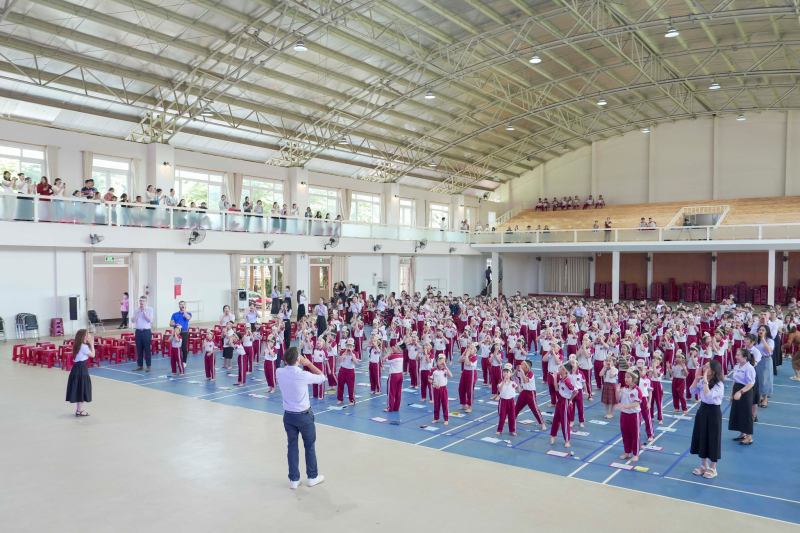 Trường Tiểu học, THCS và THPT Hoàng Việt