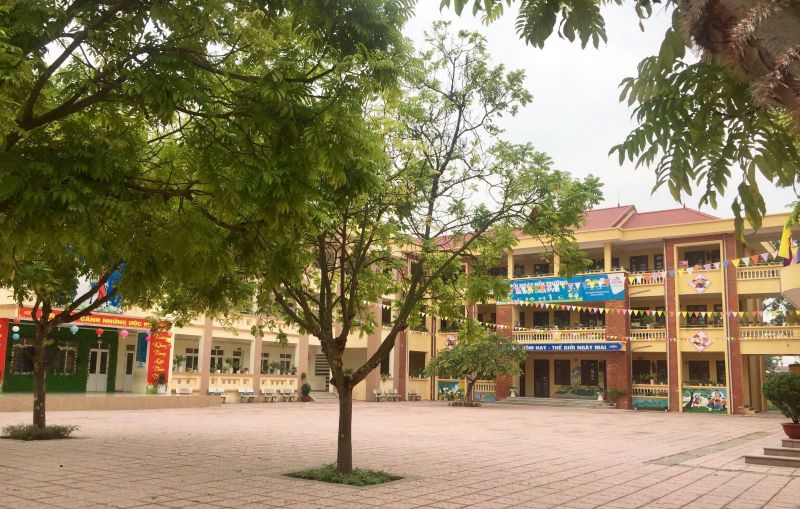 Trường tiểu học Trần Phú