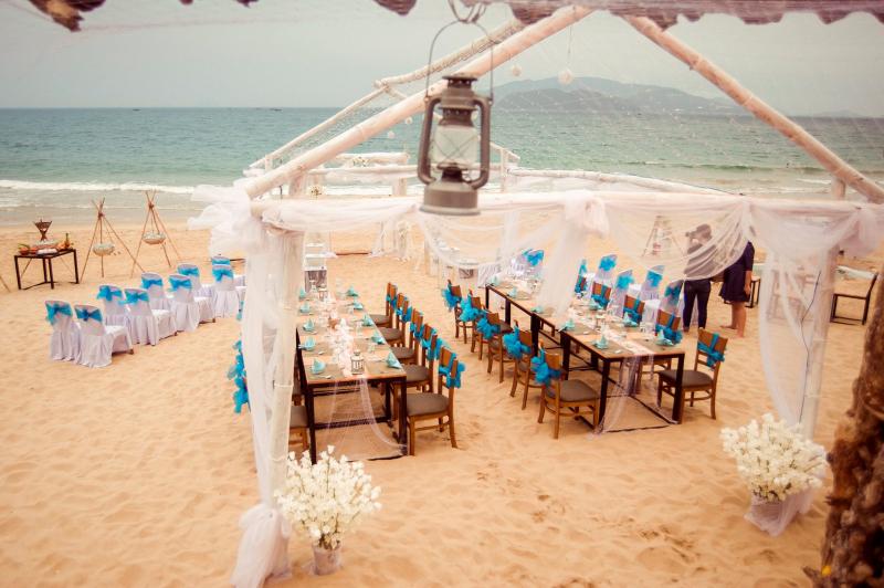 Tổ chức tiệc nơi đây là một cơ hội tuyệt vời cho bạn và gia đình kết hợp nghỉ ngơi, thư giãn.