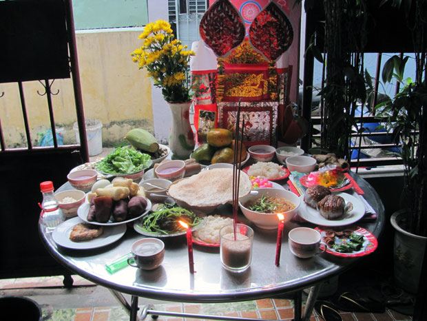 Tục lệ cúng đất của người dân Huế