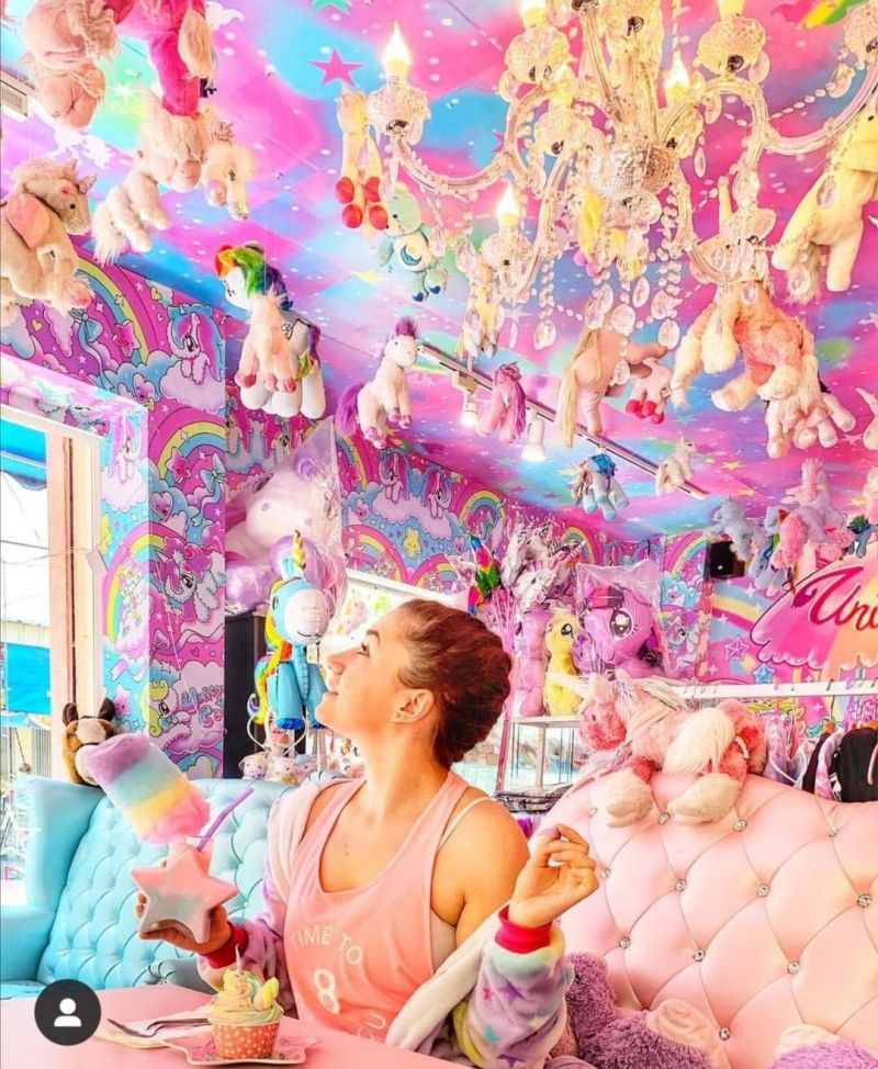 Unicorn cafe