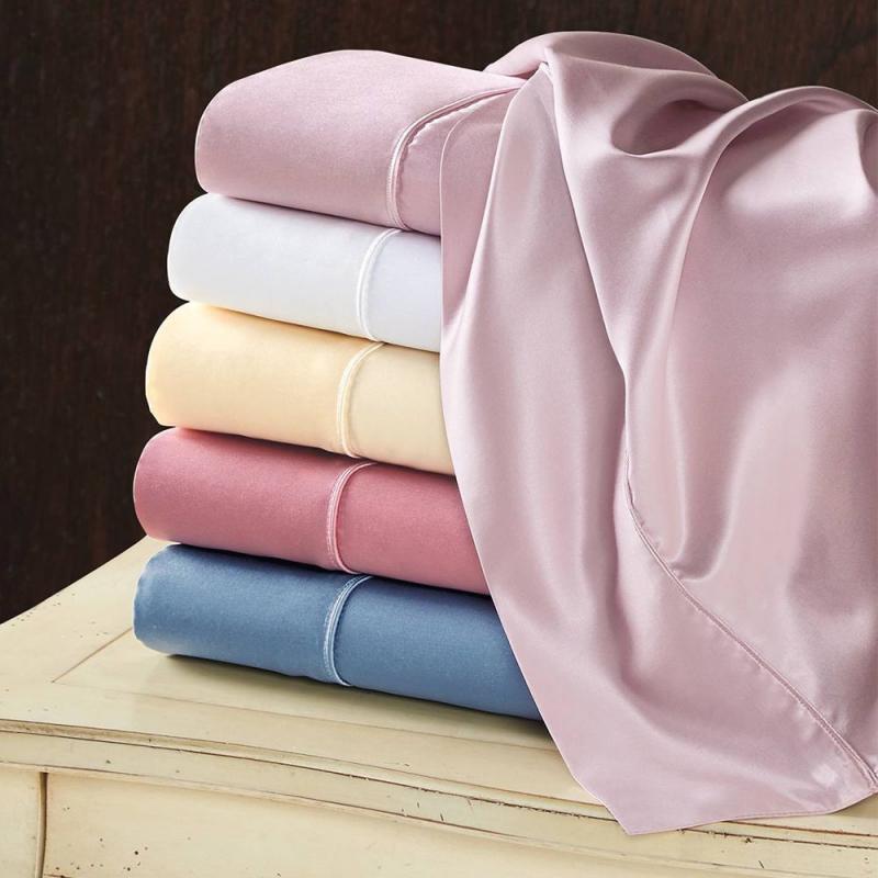 Vải áo dài là món quà thông dụng nhất