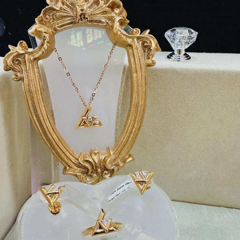 Vàng Bạc Đá Quý Trường Hằng
