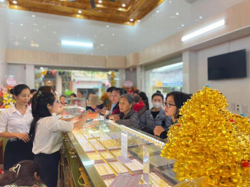 Vàng Bạc Đức Tài Tâm Đạt
