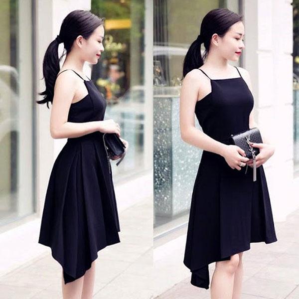 Váy 2 dây cổ yếm
