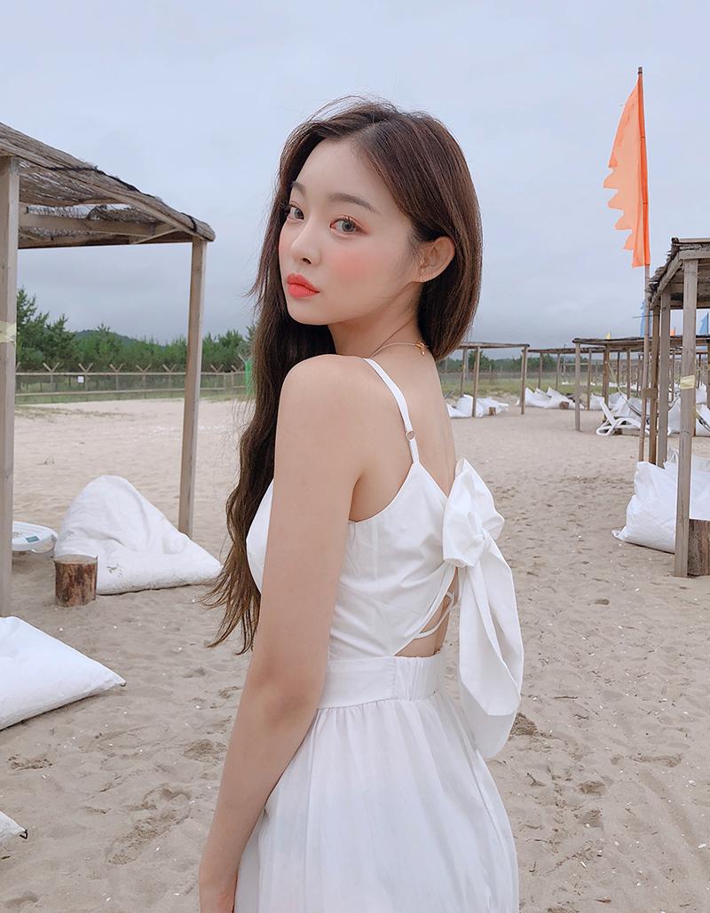Váy hai dây nơ lưng