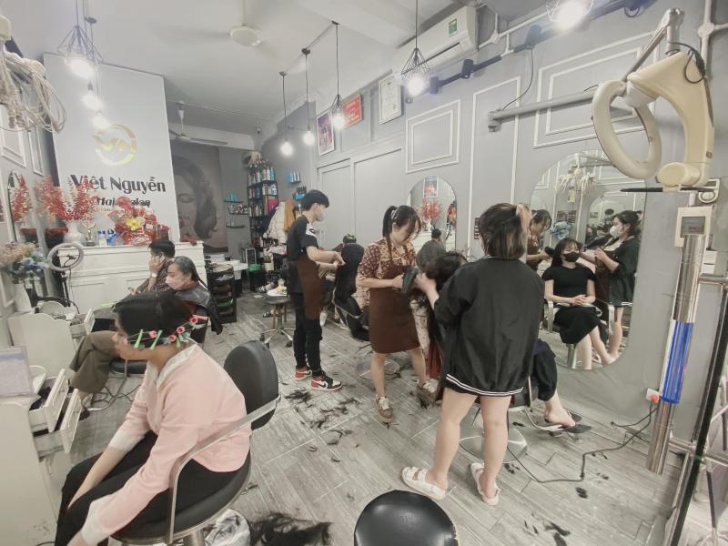 Việt Nguyễn Hair Salon