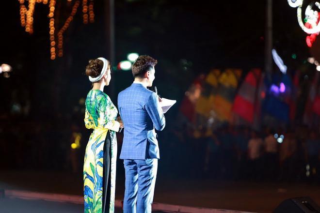 Sử dụng dịch vụ cung cấp MC của Vietstarmedia để có được sự kiện thành công nhất