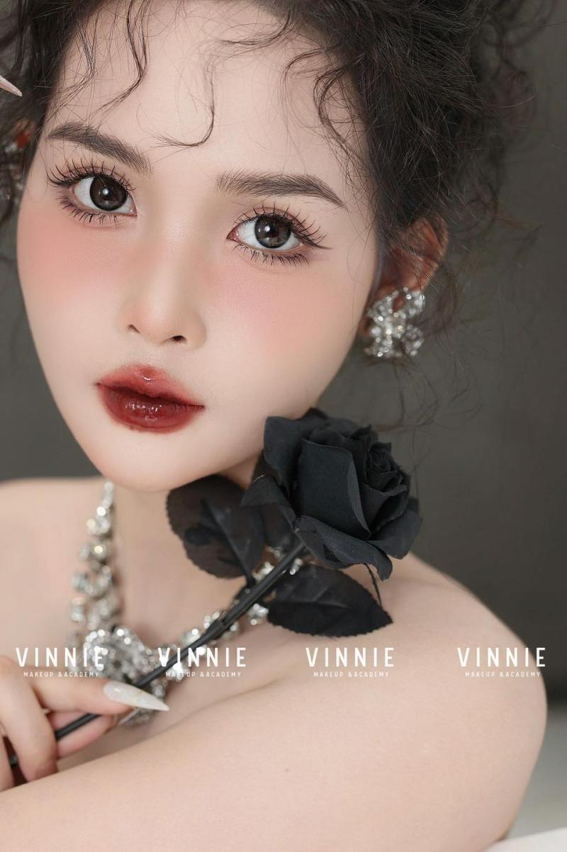 Vinnie Makeup Academy