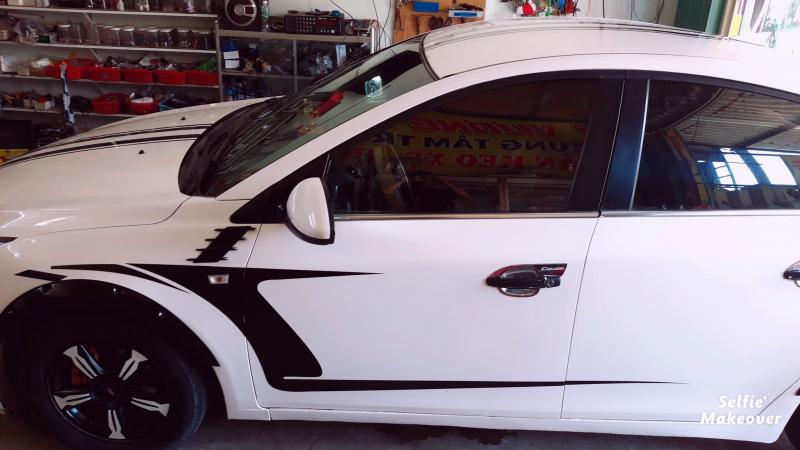 Vương Decal