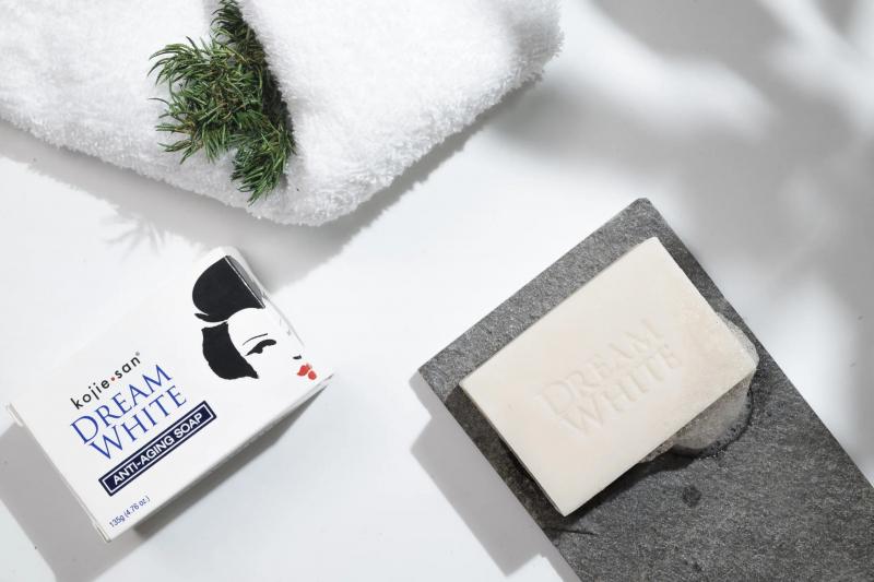 Xà bông tắm trắng chống lão hóa Kojiesan Dream White