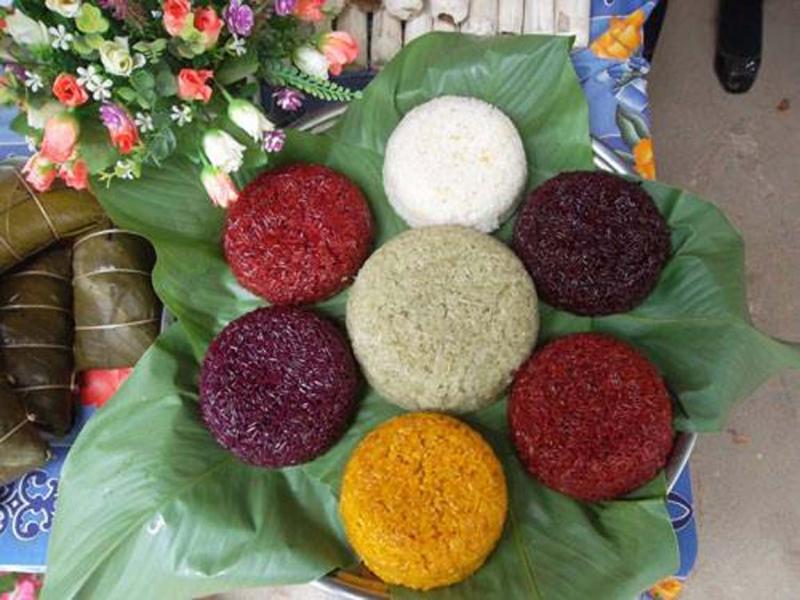Xôi bảy màu Nùng Dín