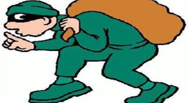 Không chạy đi tìm, lùng bắt cướp trong nhà