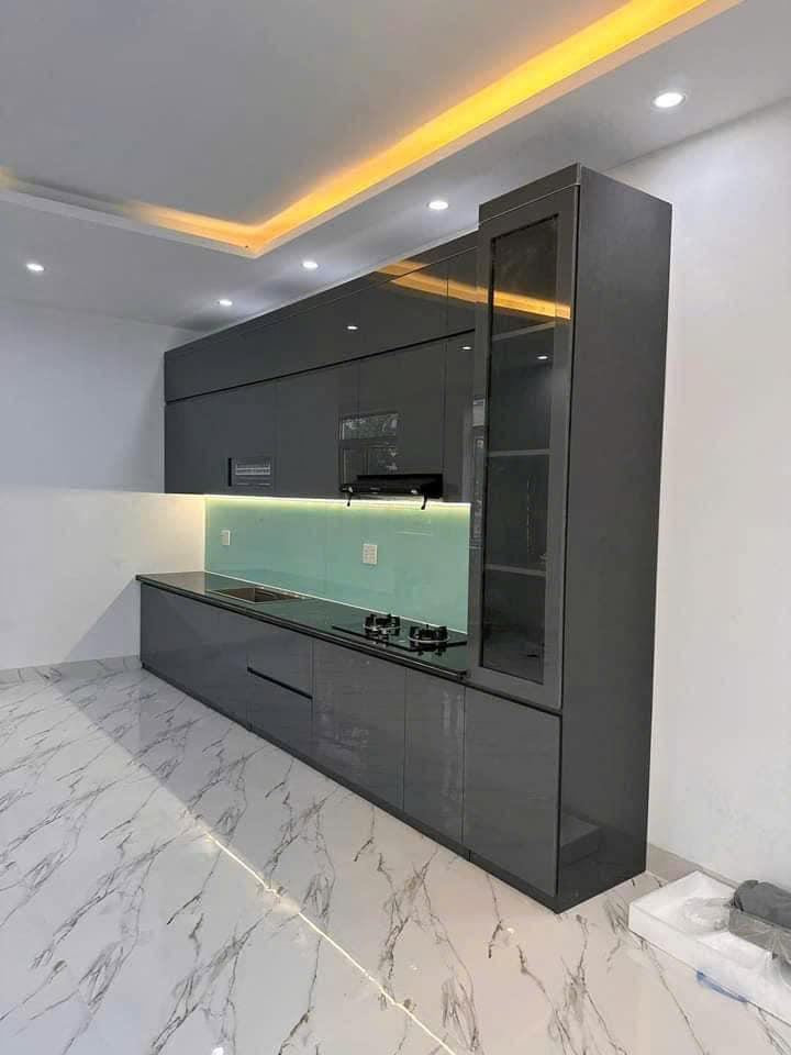 Xưởng Nội Thất Nhựa Cao Cấp QL Door