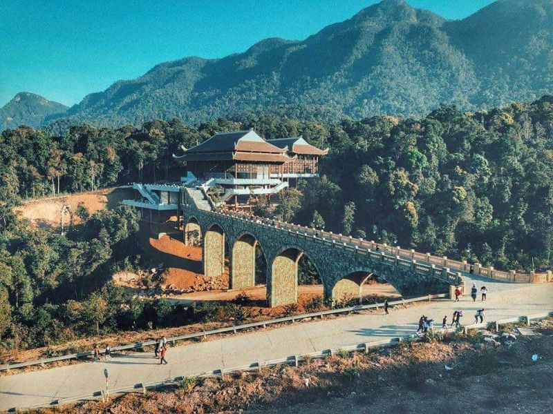 Yên Tử sơn am cư (Ở am núi Yên Tử)